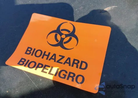 2000 Volvo V70 R из США, поврежденный, VIN YV1LV60D5Y2676541